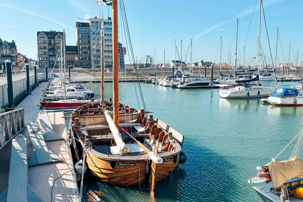 Apartment Holiday Suites Blankenberge *
